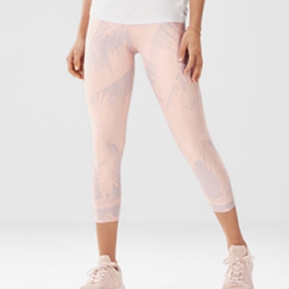 Fabletics Salar Palm Tree Printed Legging 7/8 Siz… - image 2
